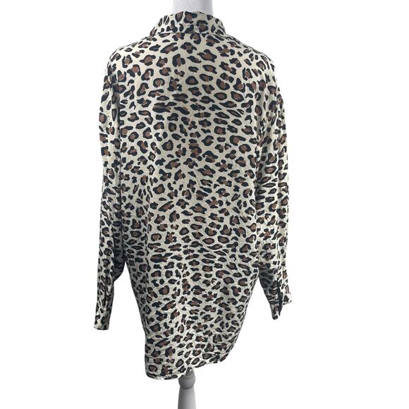 Calvin Klein 100% Silk Leopard Tunic Button Up Tunic Top Sz S Mob Wife Oversized - Picture 5 of 8